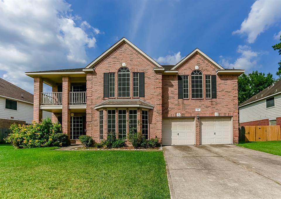 1st image of 418 Overland Park Dr