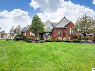 1726 Pinehurst Dr, Findlay, OH 45840