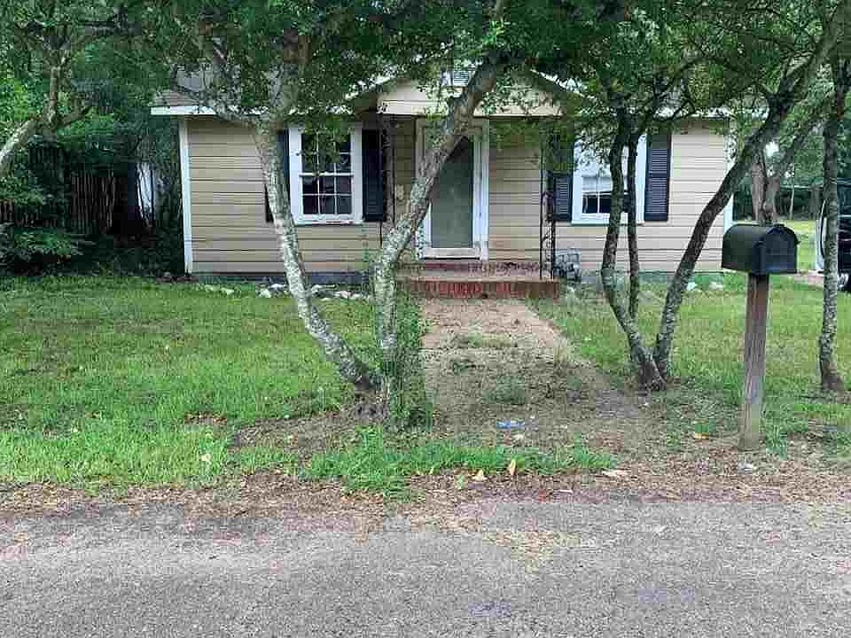 1st image of 609 Mell Ave