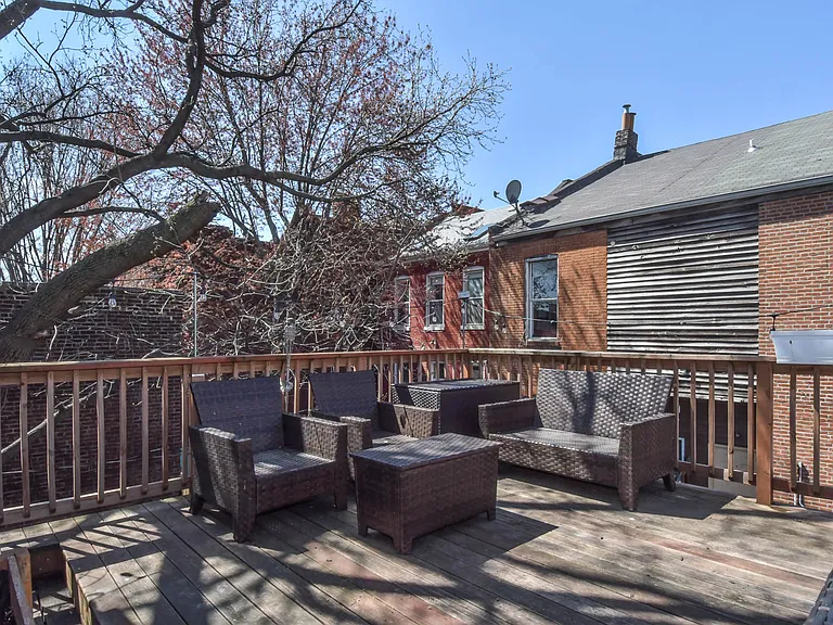 2350 S 10th St #R — Photo 31