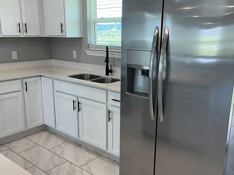 1518 Northridge Dr E — Photo 13