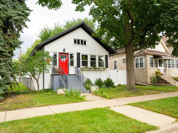 7431 Warren St, Forest Park, IL 60130