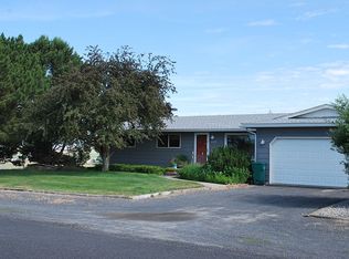 721 SW Regent Ave, Wilbur, WA 99185