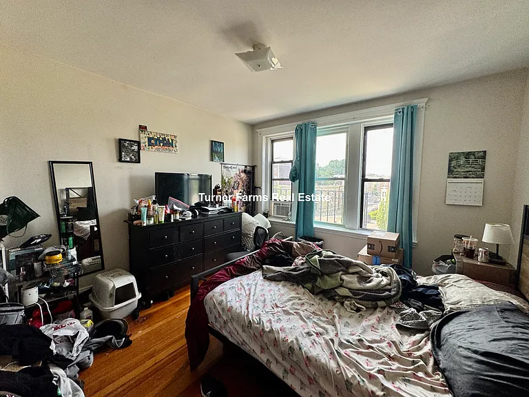 1680 Commonwealth Ave #4F — Photo 3