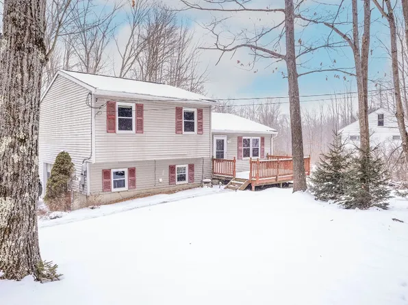 3252 Webb Rd, Binghamton, NY 13903