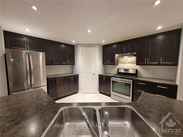 526 Barrick Hill Rd — Photo 6