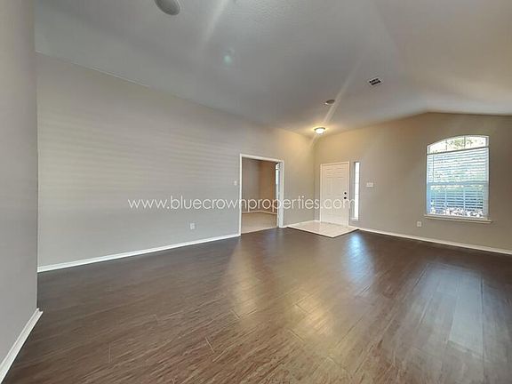 4th image of 9009 Boone Dr