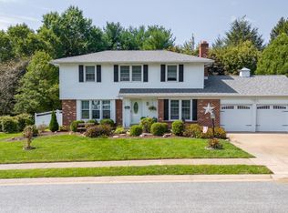 305 Stamford Dr, Newark, DE 19711