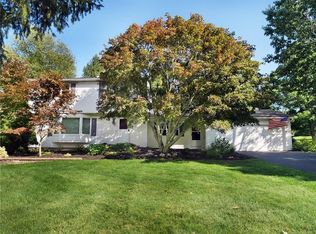 34 Gentian Way, Fairport, NY 14450
