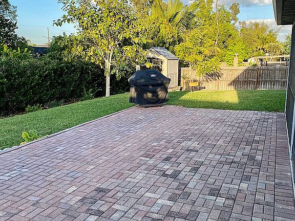 3rd image of 8333 Winged Foot Dr