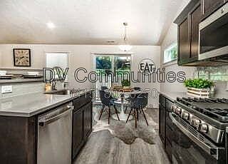 5th image of 680 McKinney Ranch Rd