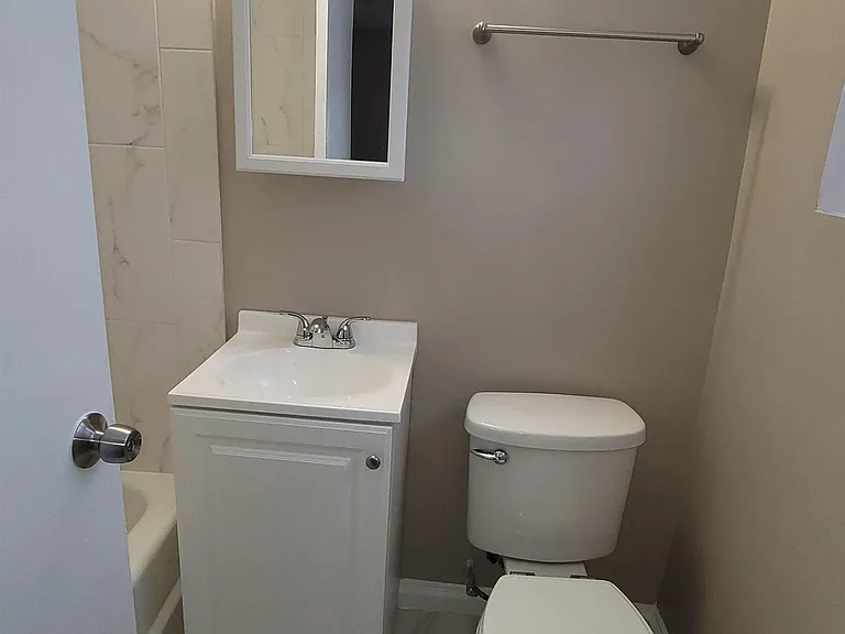 9600 S Komensky Ave — Photo 24