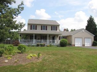 3212 Captain Dement Dr, Waldorf, MD 20603