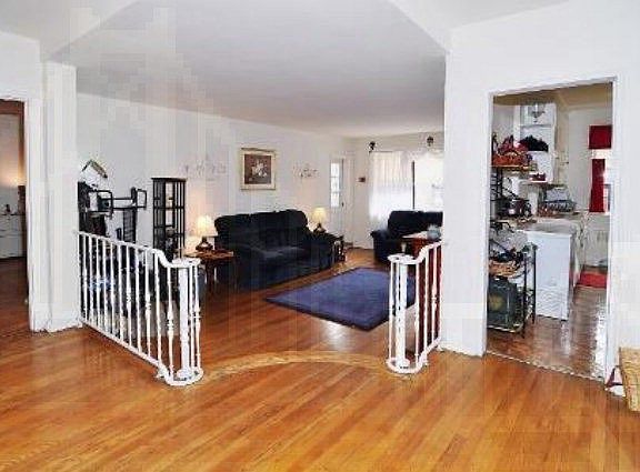 4th image of 3635 Johnson Ave APT 4B