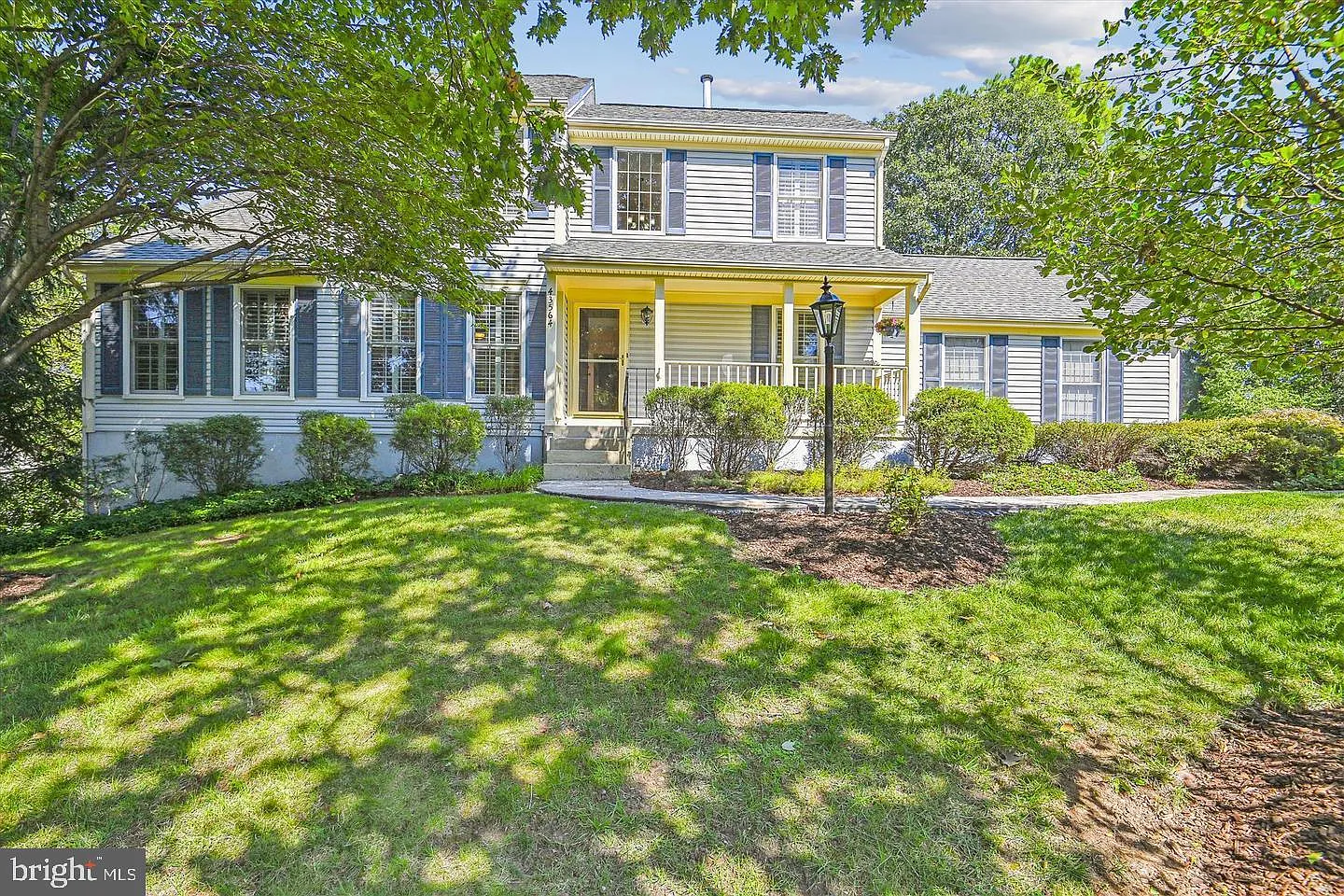 43564 Golden Meadow Cir photo 1