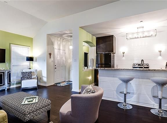 4th image of 575 S Virginia Hills Dr #605