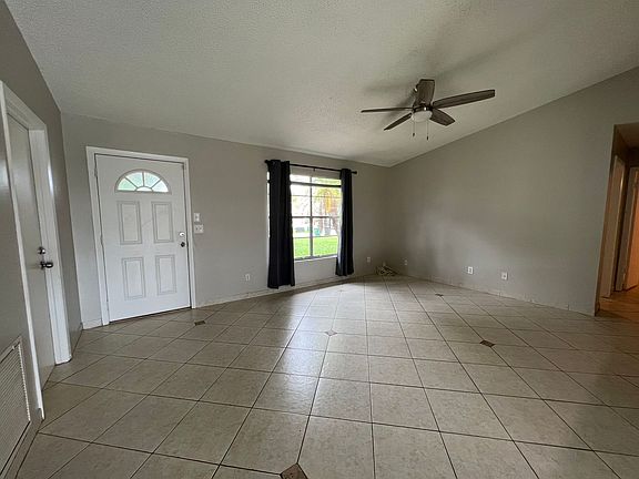 2nd image of 1321 SE Navajo Ln
