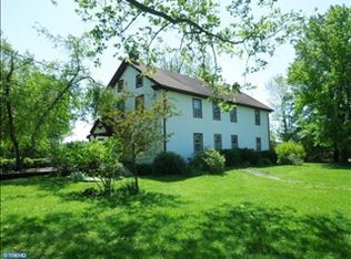 247 Grubb Rd, Schwenksville, PA 19473