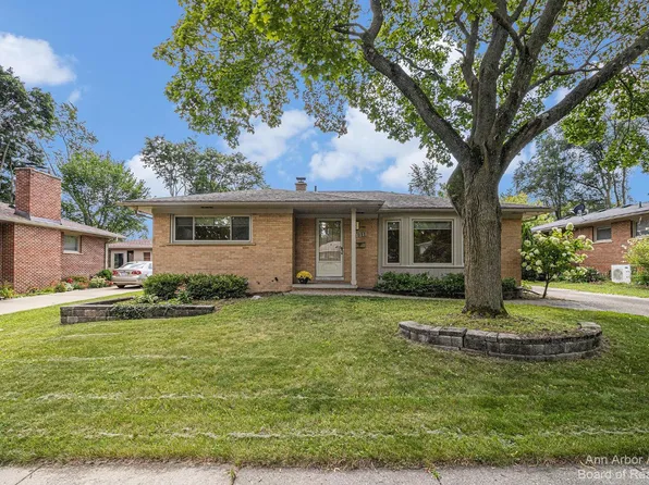 1911 Dunmore Rd, Ann Arbor, MI 48103