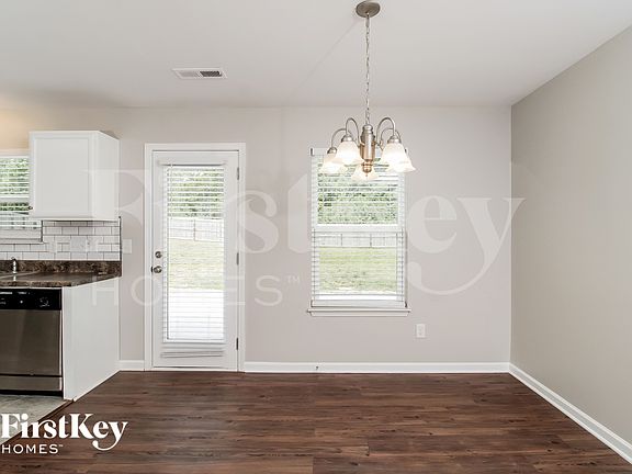 4th image of 1104 Waterlyn Dr