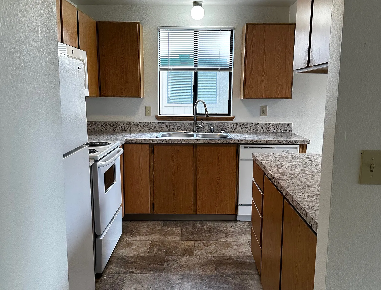 Northwood Apartments — Photo 2