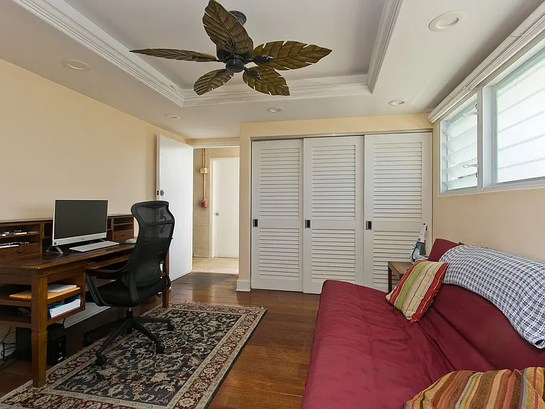 3065 Kalakaua Ave #8 — Photo 13