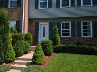 8335 Moline Pl, Springfield, VA 22153