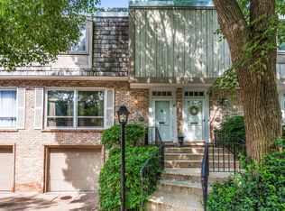 1926 Wilmette Ave UNIT D, Wilmette, IL 60091