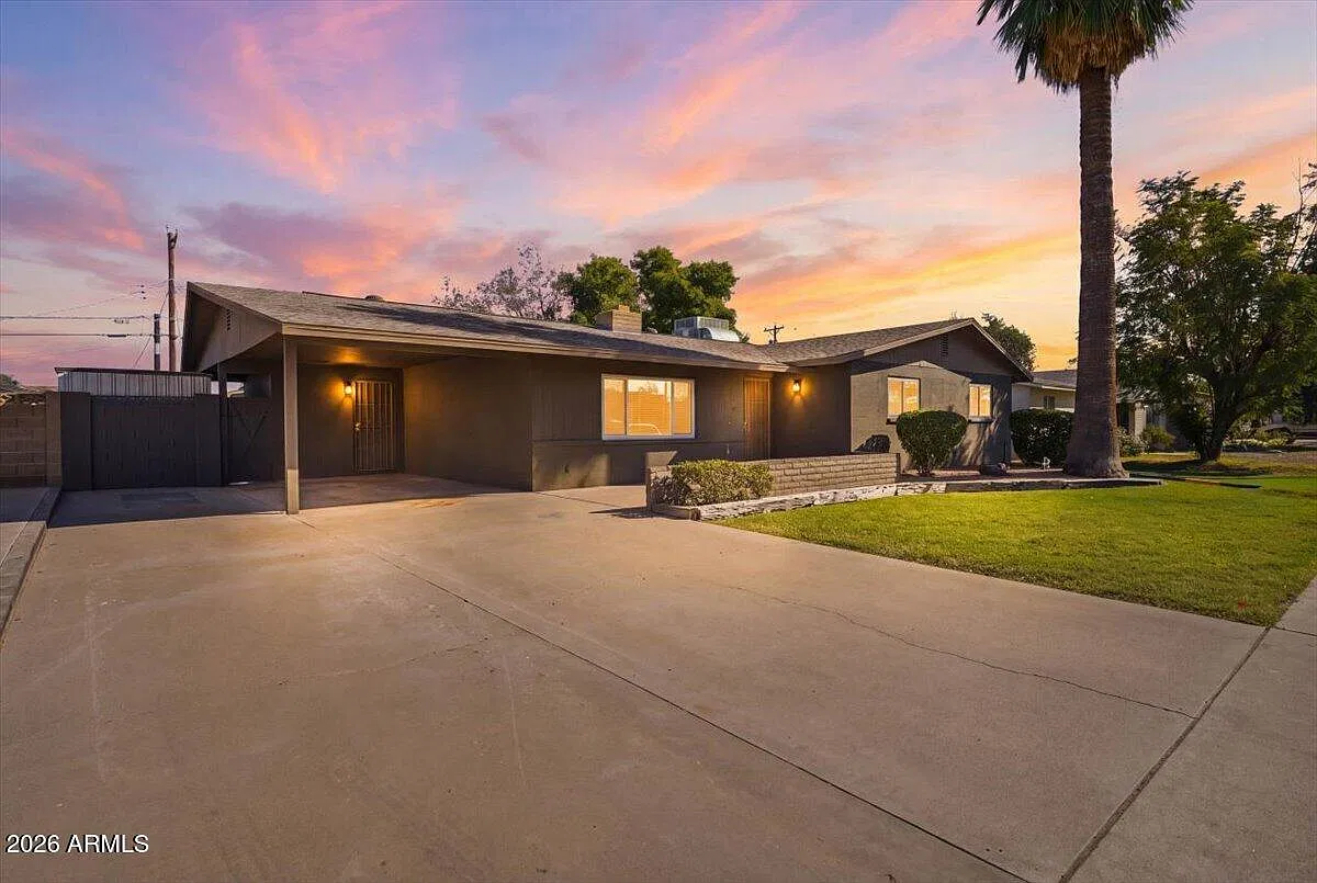 3 bed, 2.0 bath, 1672 sqft, $2,495 — Photo 1