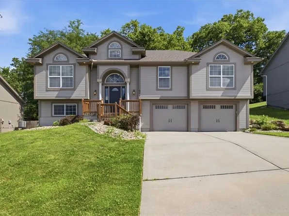 414 Fairway Rd, Belton, MO 64012