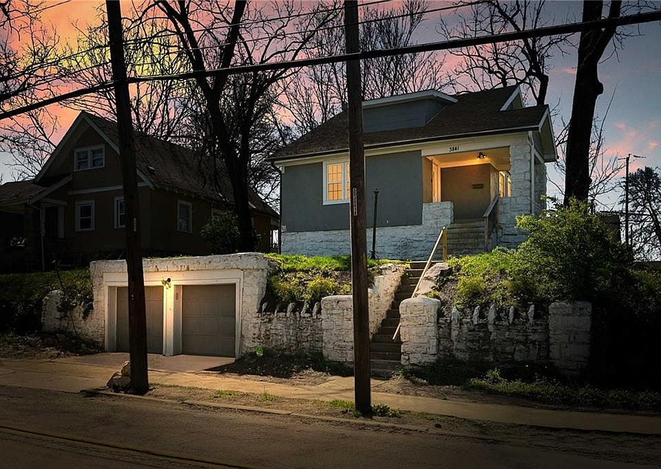 1st image of 3841 E 59th St
