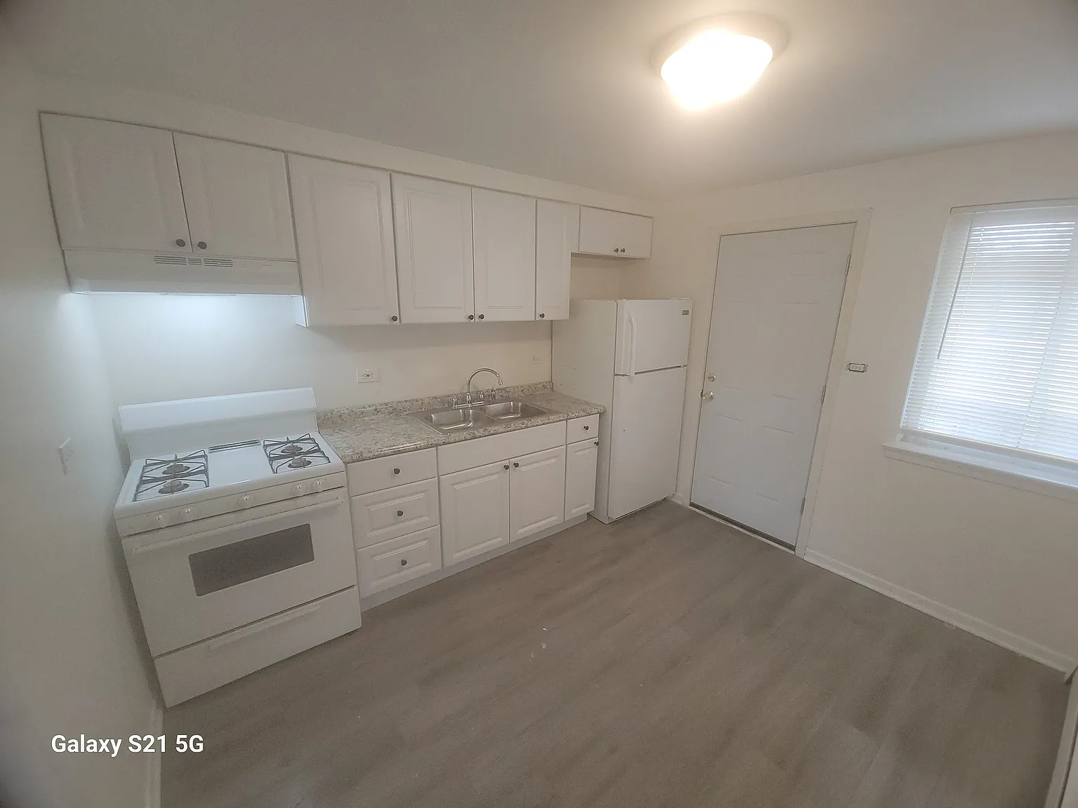 1 bed, 725 sqft, $1,250 — Photo 2