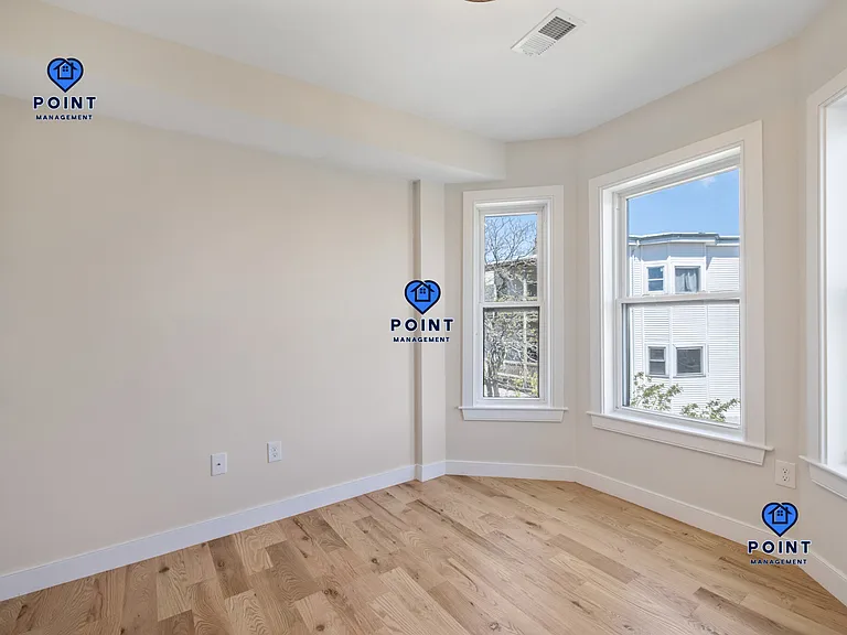 275 Webster St #3 — Photo 11