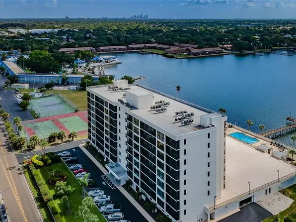 7100 Sunshine Skyway Ln S APT 606, Saint Petersburg, FL 33711