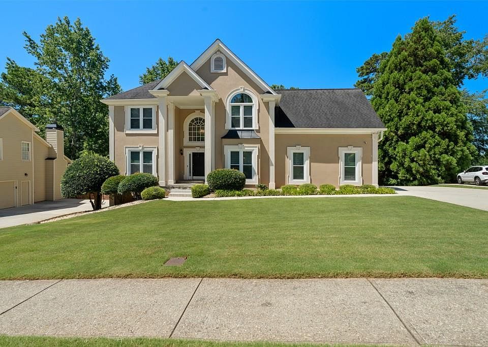 1st image of 2521 Wood Creek Ct