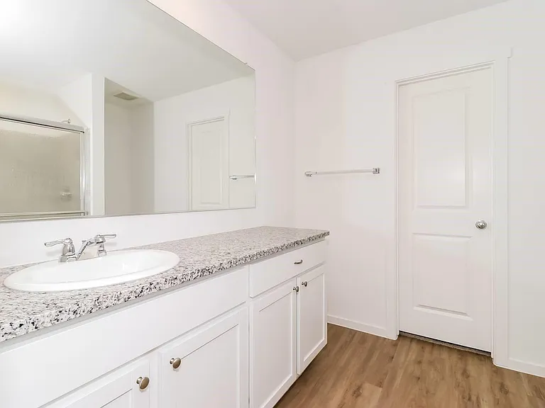 7133 Landings Edge Rd — Photo 15