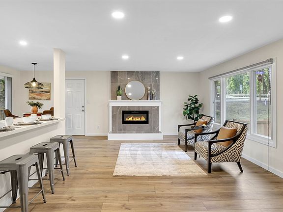 5th image of 25124 16th Avenue S