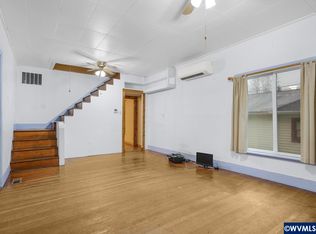 308 Douglas Ave, Tillamook, OR 97141