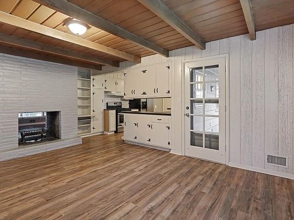 5th image of 7216 Richmond Ave