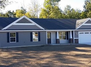 5032 W Jack Pine Dr, Grant, MI 49327