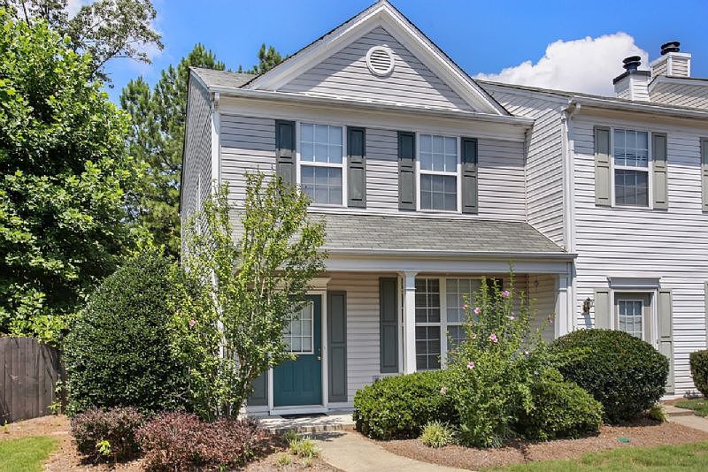1st image of 30 Highoak Dr NE