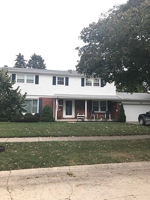 1st image of 15000 Lakewood Dr