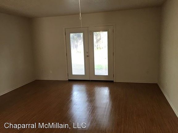 3rd image of 405 McMillain St APT 1