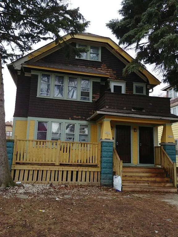 3031 N 46th St photo 1