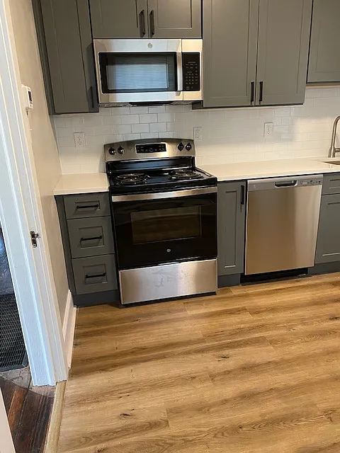 2 bed, 864 sqft, $1,650 — Photo 3