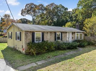 31 Williams Ave, Bourne, MA 02532
