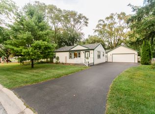 16843 Riverside Dr, Tinley Park, IL 60477