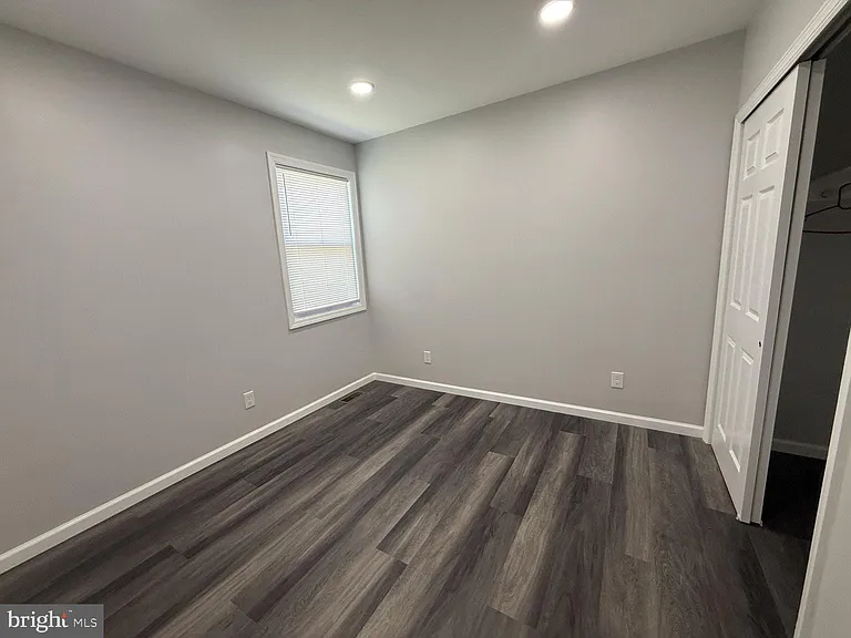 383 Johnson Ave — Photo 10