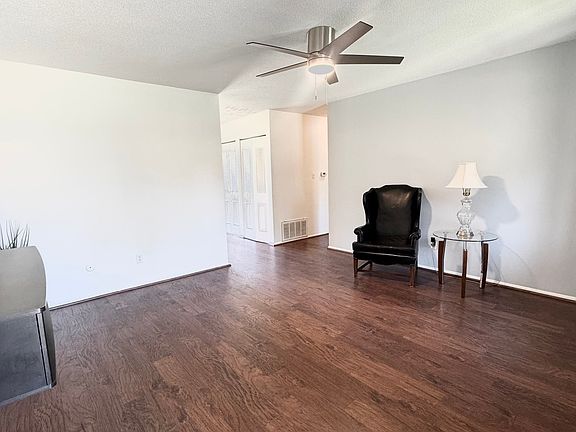 5th image of 10173 E Penrith Dr
