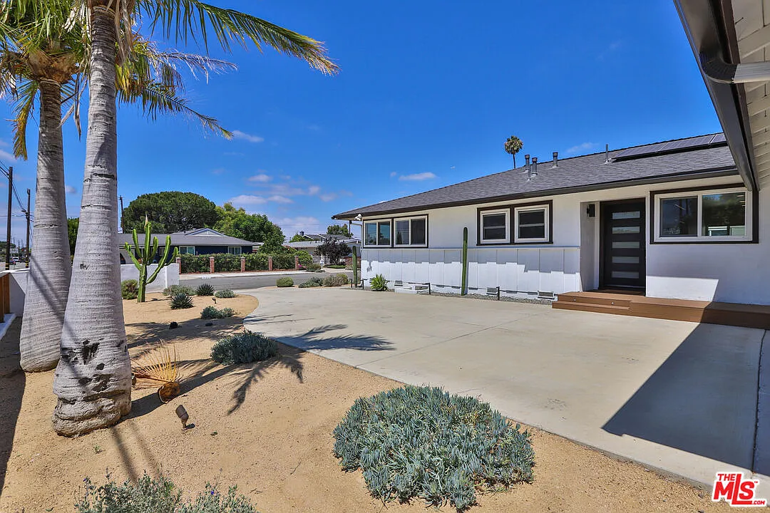3 bed, 2.0 bath, 1519 sqft, $7,500 — Photo 4